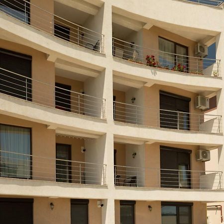 Apartament Aty Navodari Ngoại thất bức ảnh